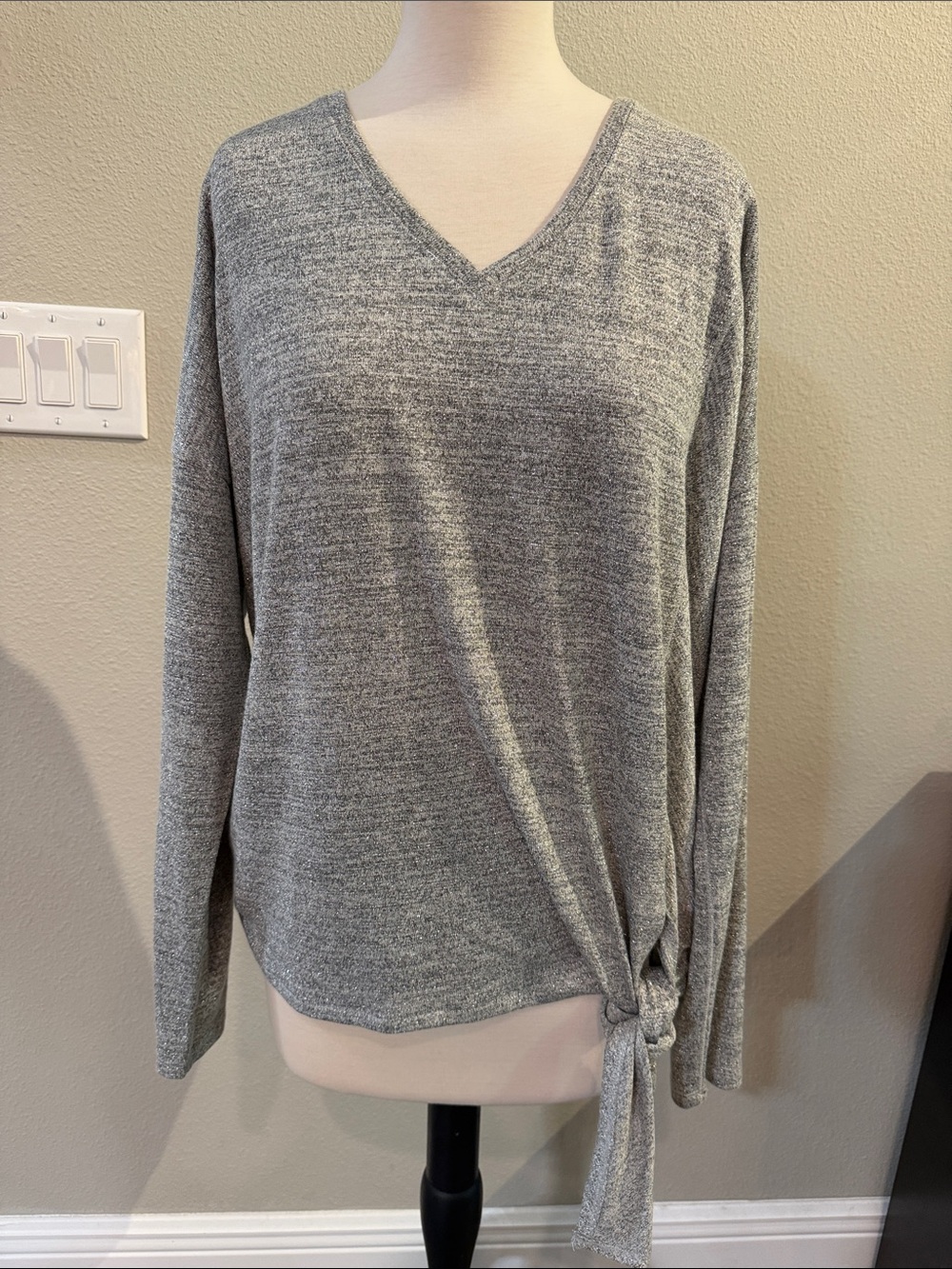 Apt. 9 Heather Gray V-Neck Side Tie Long Sleeve Top